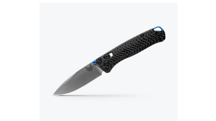 BENCHMADE MINI BUGOUT, AXIS, DROP POINT, CARBON FIBER HANDLE – 533-3