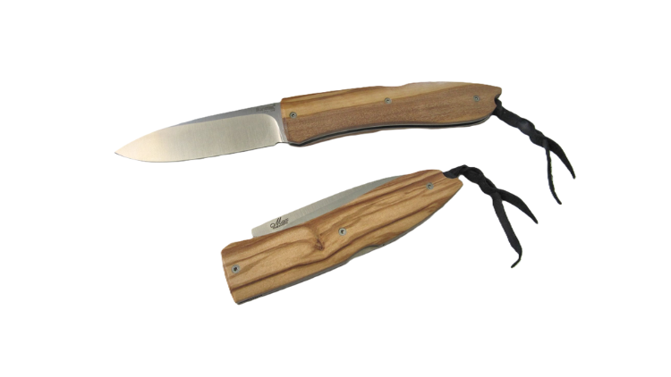 LION STEEL OLIVE WOOD HANDLE 20.5CM